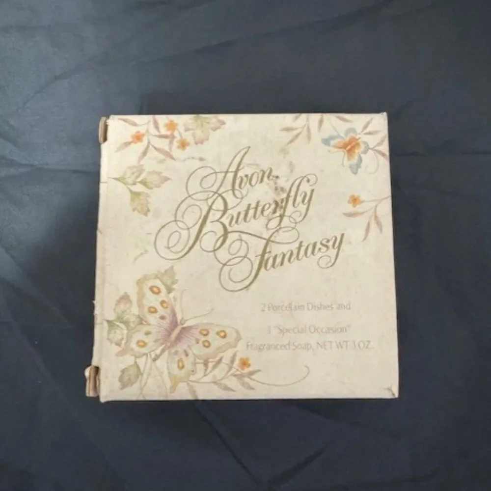 Vintage Avon Butterfly Fantasy 2 Porcelain Dishes Embossed Soap & Box